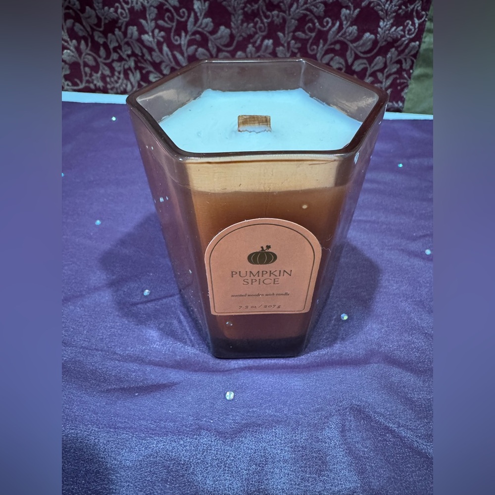 Kohls Pumpkin Spice Scented Candle - Orange - Picture 2 of 4
